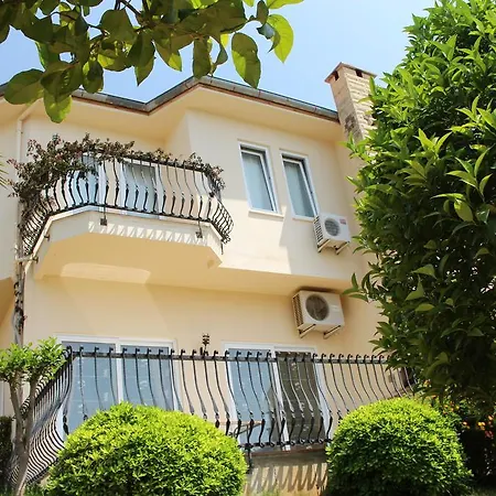 Goldcity Sm Villa
