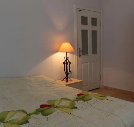 Villa Goldcity Sm